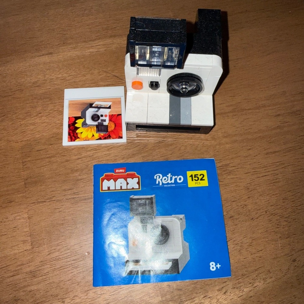 Zuru Max Retro Collection Camera 152 Pcs Building Set 8+ Vintage Style Model